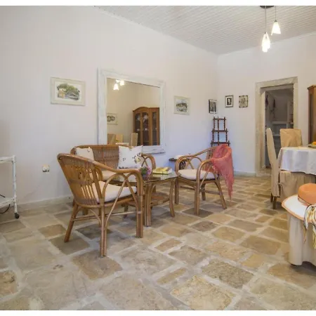 Dendro Вилла Лакка